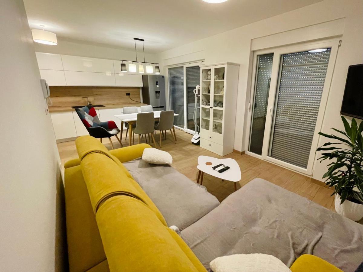 Alida Valli Apartment Kaštela Eksteriør bilde