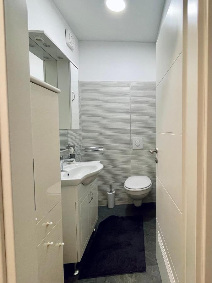 Alida Valli Apartment Kaštela Eksteriør bilde